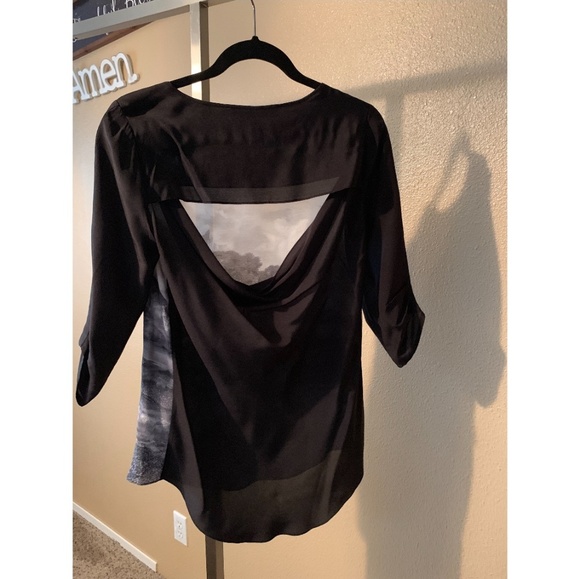 A Blouse - Picture 2 of 2